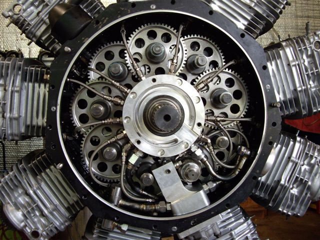 Девятицилиндровый (XR600) звездообразный двигатель Рассела Хаттона почти готов к первым испытаниям