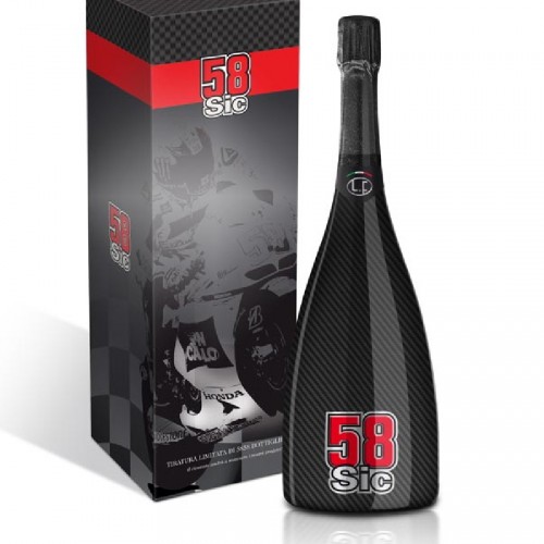 Вино Sic58 с подписью Росси ушло с аукциона за 9 000 евро