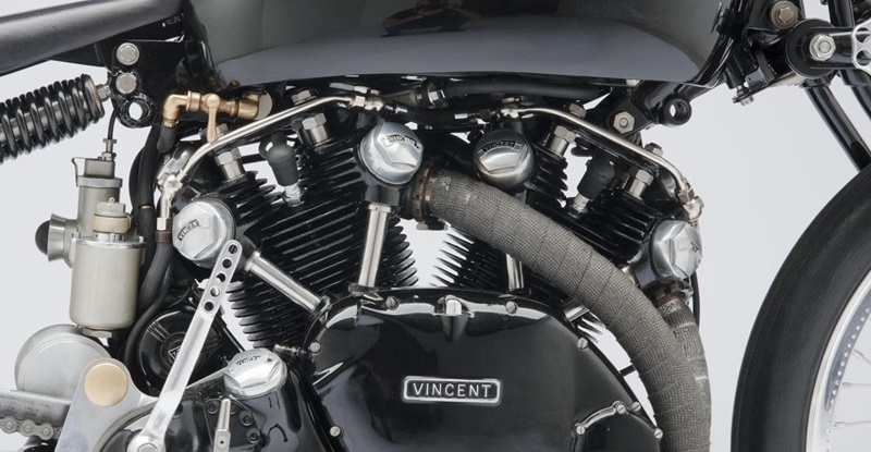 Винтажный мотоцикл Vincent Rapide Series C Black Lightning Special 1952