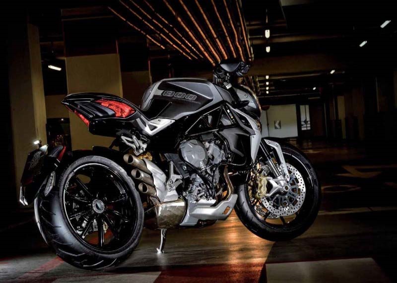 Джованни Кастильони обещает 1 новый мотоцикл MV Agusta в 2017 году и 2 в 2018