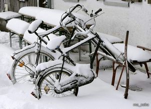 Снег парализовал движение в Европе