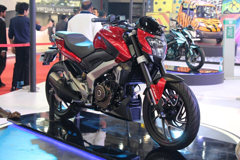Новые мотоциклы Bajaj Pulsar CS400/SS400 2014