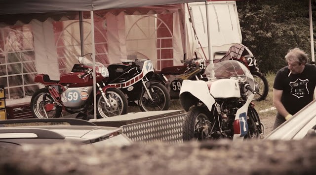 Винтажная мотогонка Classic TT 2013 в Жедине (видео)