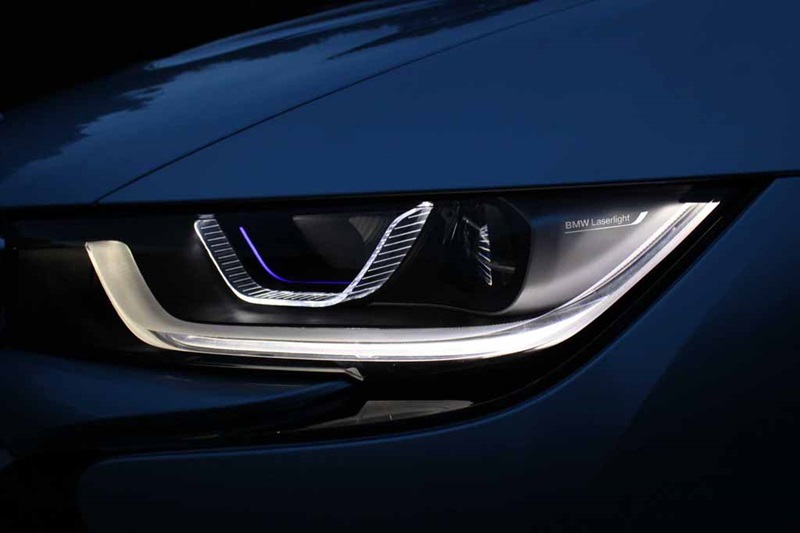 BMW планируют использовать технологию лазерных фар на мотоциклах