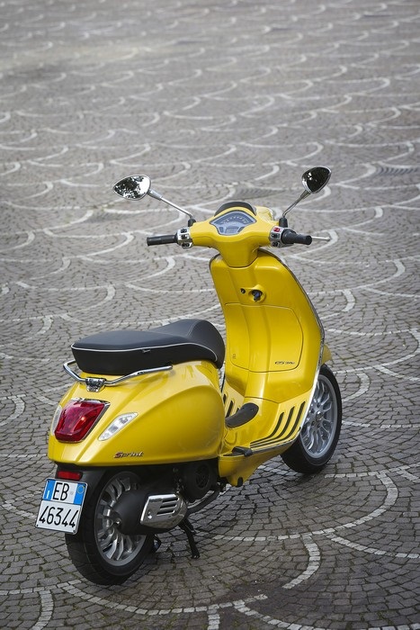 Новый скутер Vespa Sprint 2014