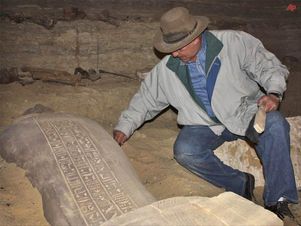 В Египте обнаружен самый древний из нетронутых саркофагов