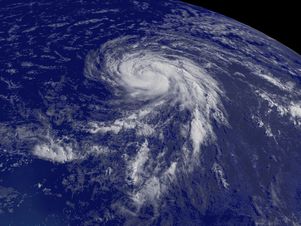 В связи с приближением тайфуна Boura на Маврикии объявлена тревога