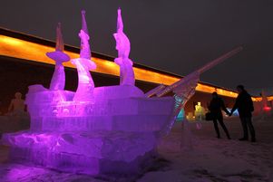 Россия: на питерском пляже появятся ледяные скульптуры