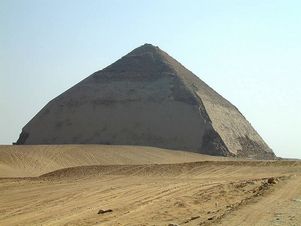 Египет: туристов впустят во внутренние помещения пирамиды
