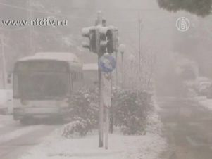 На Грецию обрушились снегопады и бури