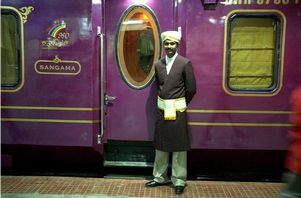 Индия: поезд «Золотая колесница» открывает сезон