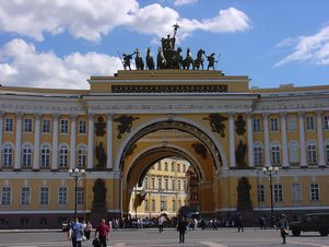 Власти Петербурга предложат другим городам совместно обложить туристов налогом