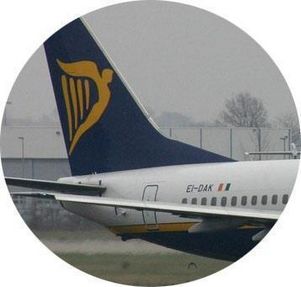 Авиакомпания Ryanair будет регистрировать пассажиров онлайн
