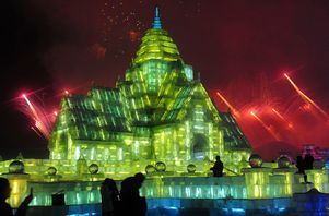 Китай: в Харбине – традиционный ледовый фестиваль