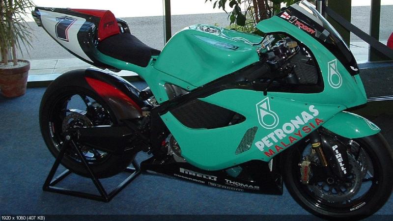 Гоночный мотоцикл Petronas FP1