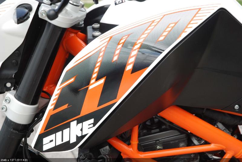 Hi-res фото мотоцикла KTM 390 Duke 2013